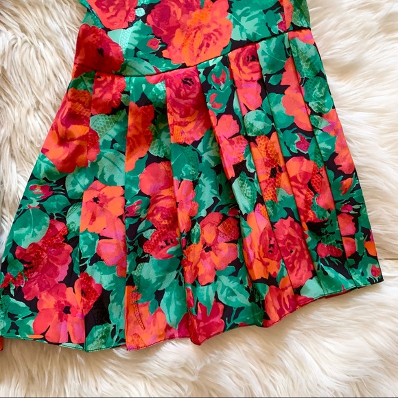 New! GUCCI 100% Silk Floral Snake Print Brocade Pants - Picture 6 of 11